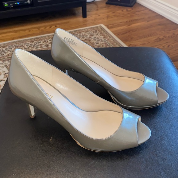 Nine West Open Toe Heels - Picture 3 of 5